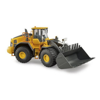 Ładowarka kołowa Volvo L260H Bruder 02458 - widok z przodu