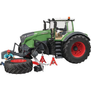 Ciągnik Fendt 1050 Vario z mechanikiem Bruder 04041 - widok z przodu