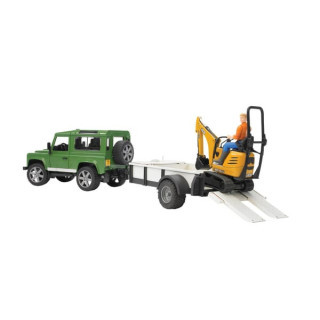 Samochód Land Rover z lawetą i minikoparką JCB 8010 CTS Bruder 02593 - widok z przodu